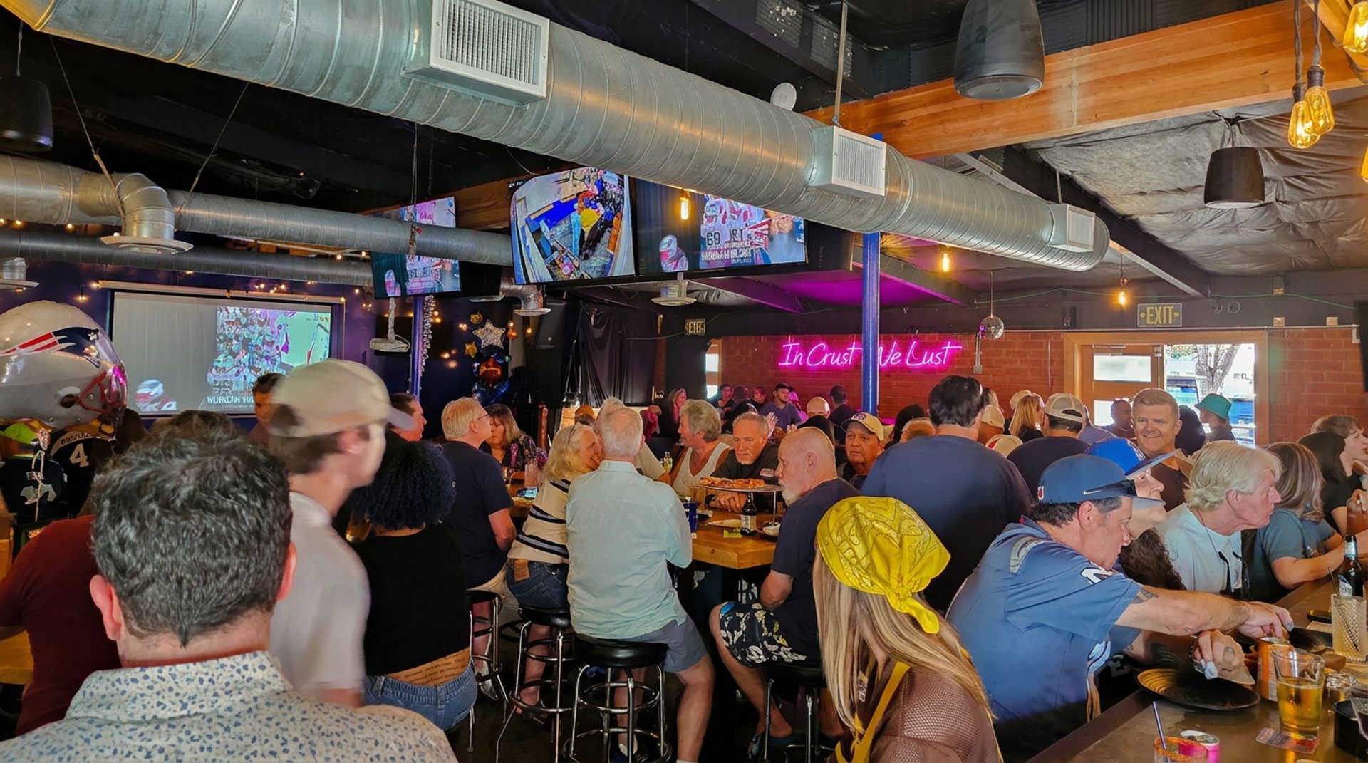 Pizza, good times, and the South Bay's favorite yes